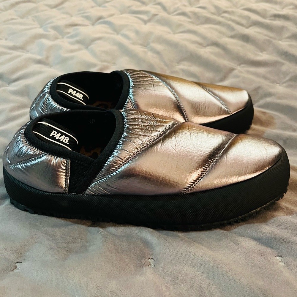 P448 Slip On Sneaker Silver Faux Fur Lining Silver Black 38 - Picture 3 of 13